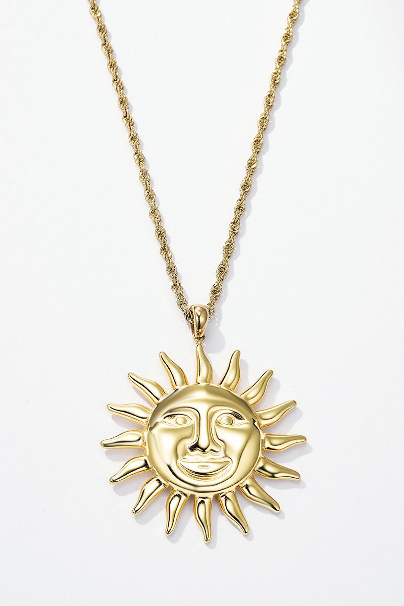 Collier Soléa – Pendentif soleil doré sur chaîne torsadée