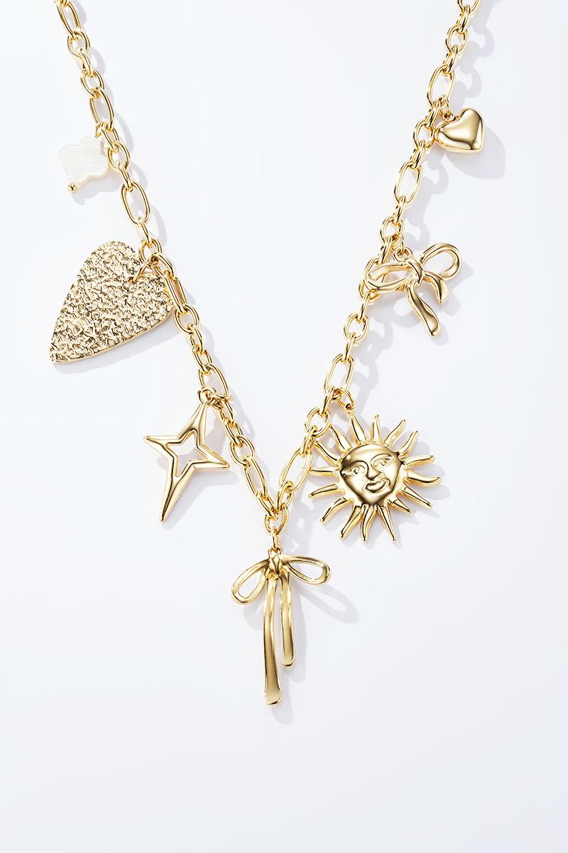 Collier Astéria – Collier Charms dorés symboliques