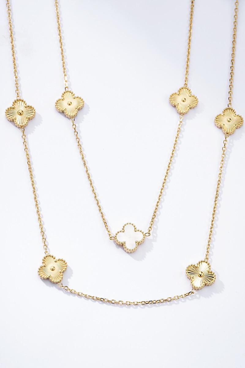 Collier Élysia – Sautoir trèfles dorés