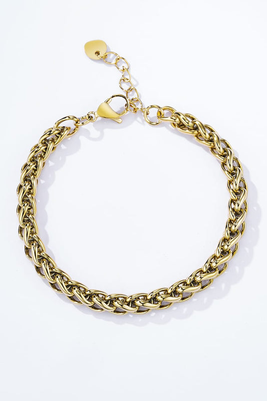 Bracelet Sélène – Chaîne Tressée Dorée Intemporelle