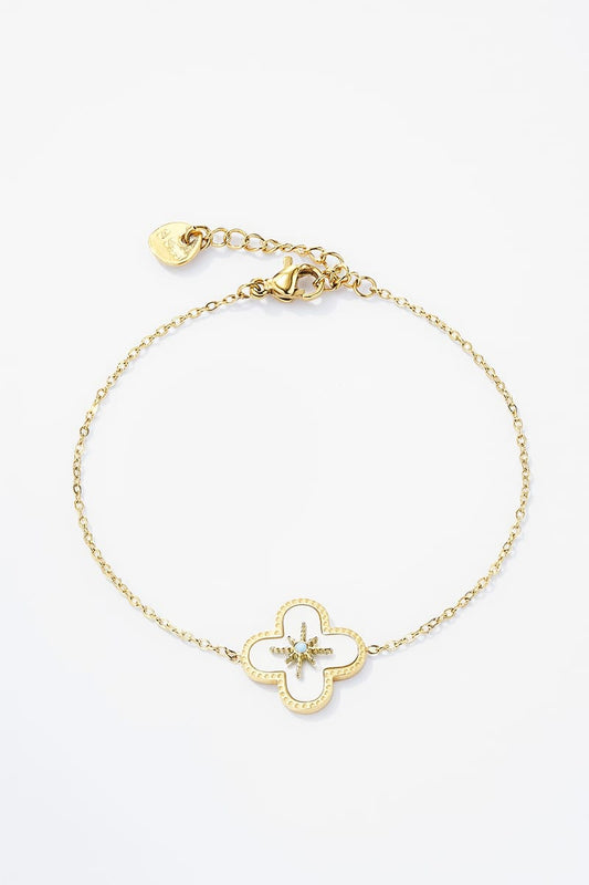 Bracelet Iris – Étoile nacrée en acier doré