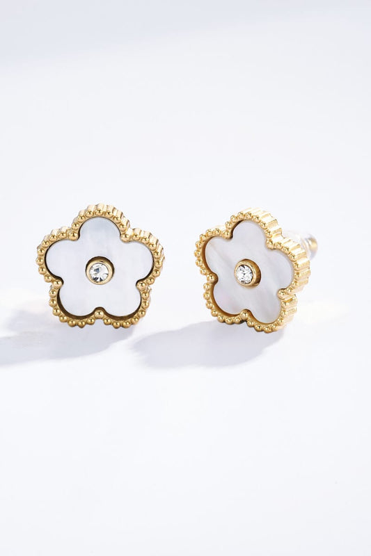 Boucles d’Oreilles Fleur Nacre Dorée – Philomène